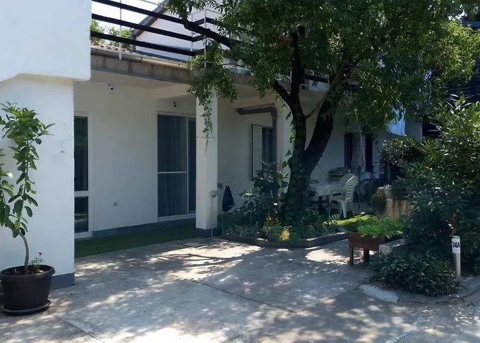 With Parking Space Biograd Na Moru, Biograd - 24023 דירה *